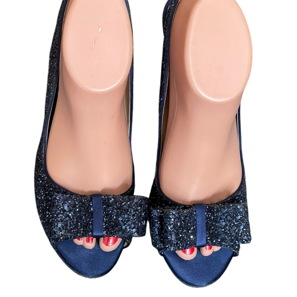 Kate Spade"Charm" Blue Glitter Slingback Bow Peep Toe Pumps
Heels Size 8.5B - Picture 3 of 14